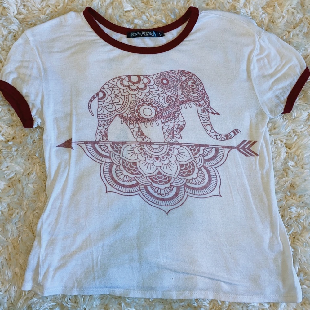 white & maroon mandala elephant tee!! 🐘🍓 ⁣